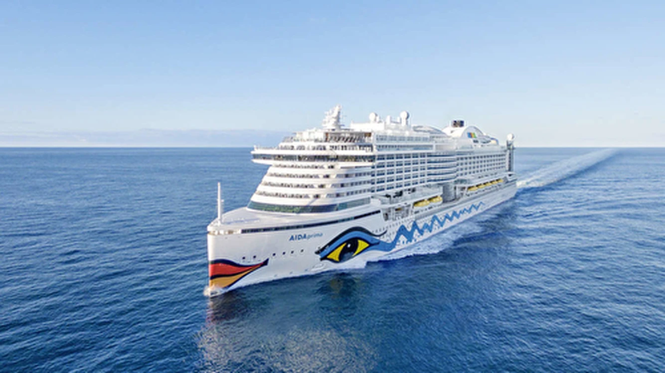 Caribbean island tour cruise ship AIDAprima