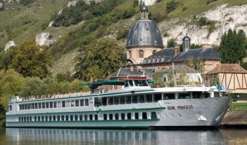 The Most Beautiful Stopovers In The Seine Valley cruise ship MS Seine Princess