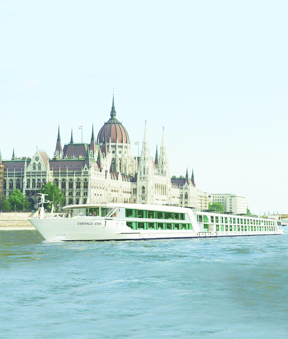 Danube Explorer - Munich to Budapest cruise ship Emerald Star