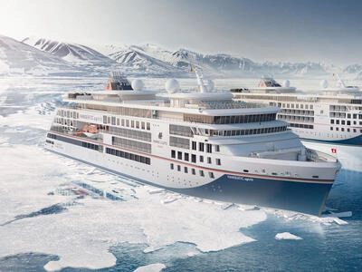 Expedition South Seas: dream destinations in pastel shades - Tahiti to Noumea cruise ship HANSEATIC Spirit