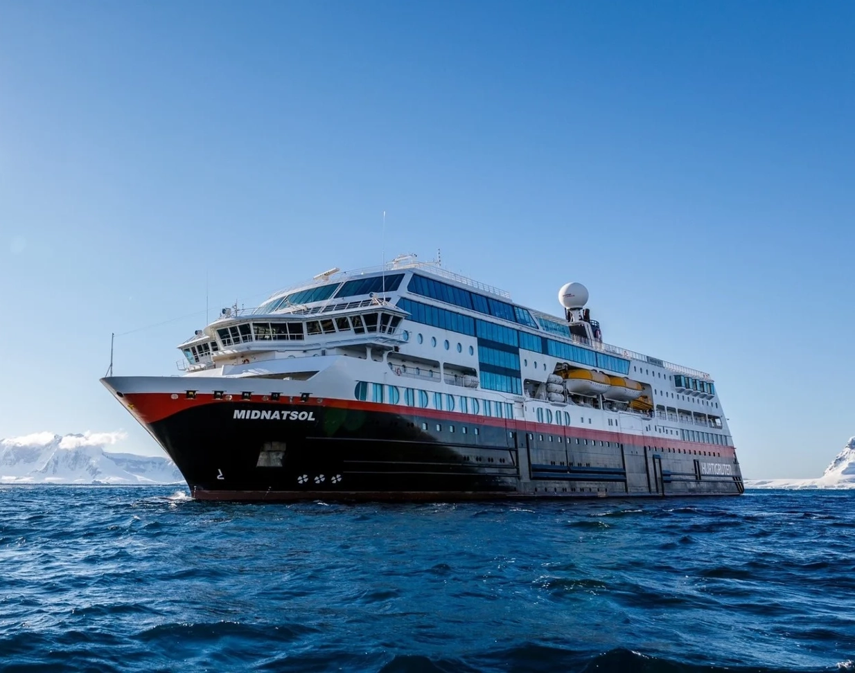 The North Cape Line – Winter from Hamburg cruise ship MS Midnatsol