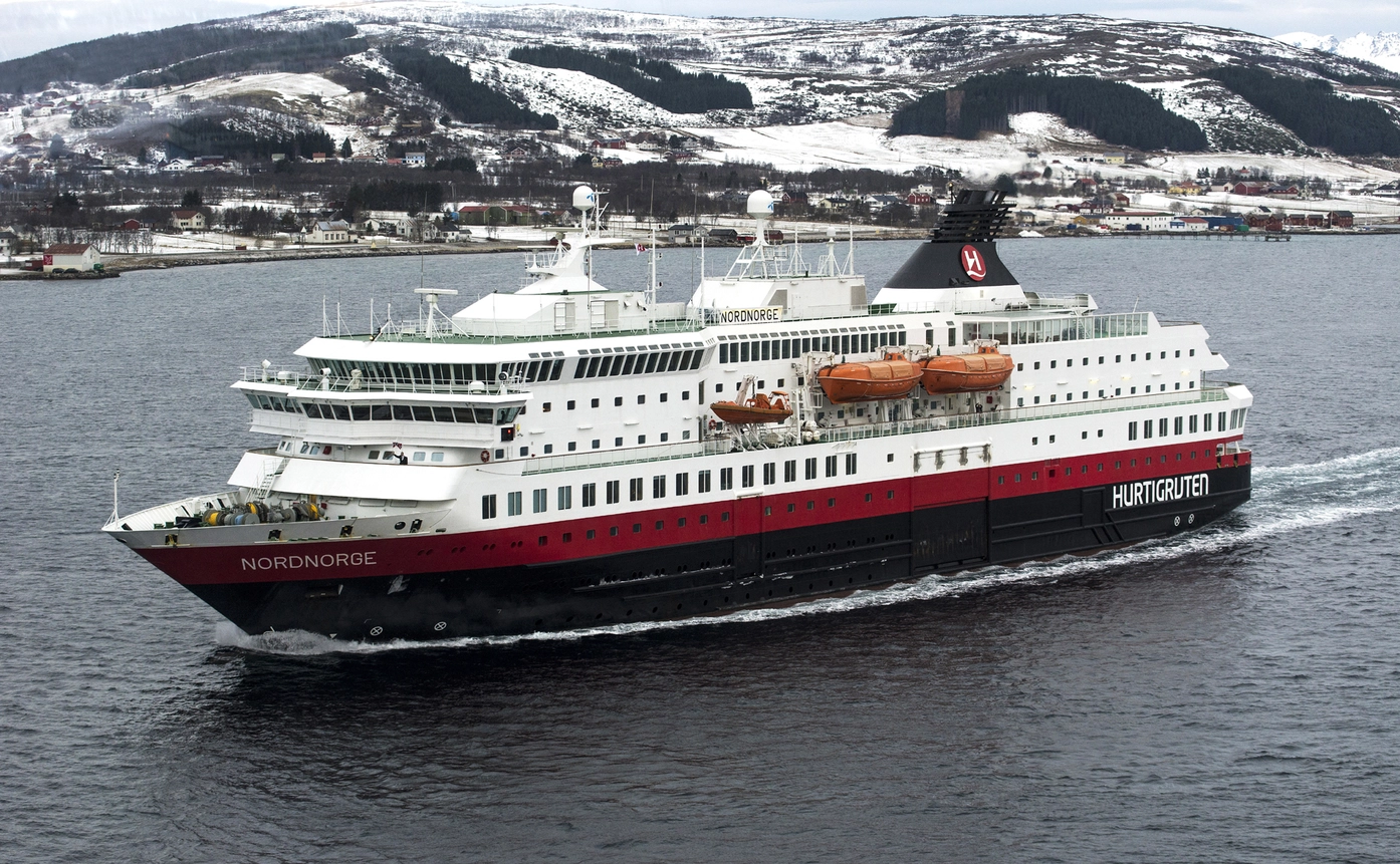The Coastal Express: Bergen - Kirkenes - Bergen cruise ship MS Nordnorge