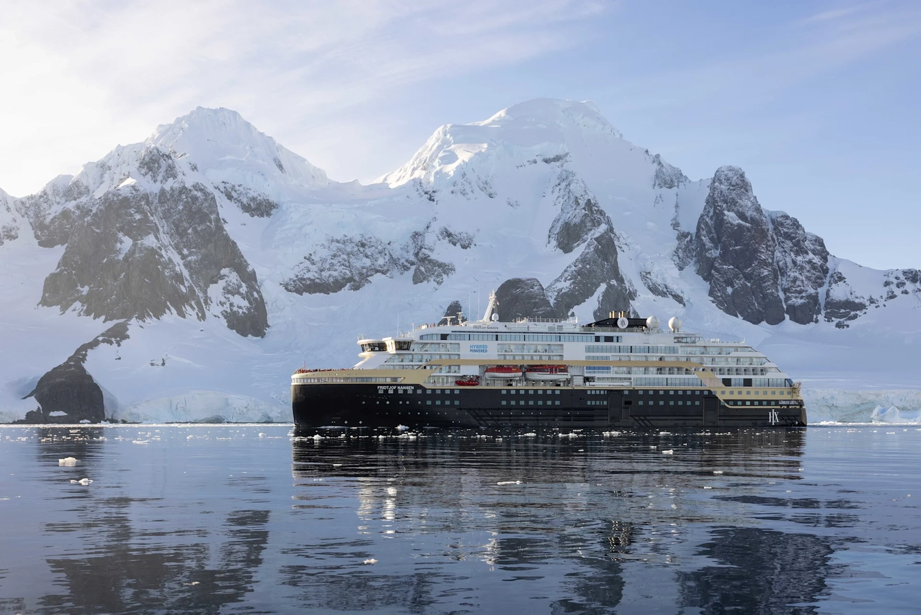 Northwest Passage - Through the Arctic Labyrinth cruise ship MS Fridtjof Nansen