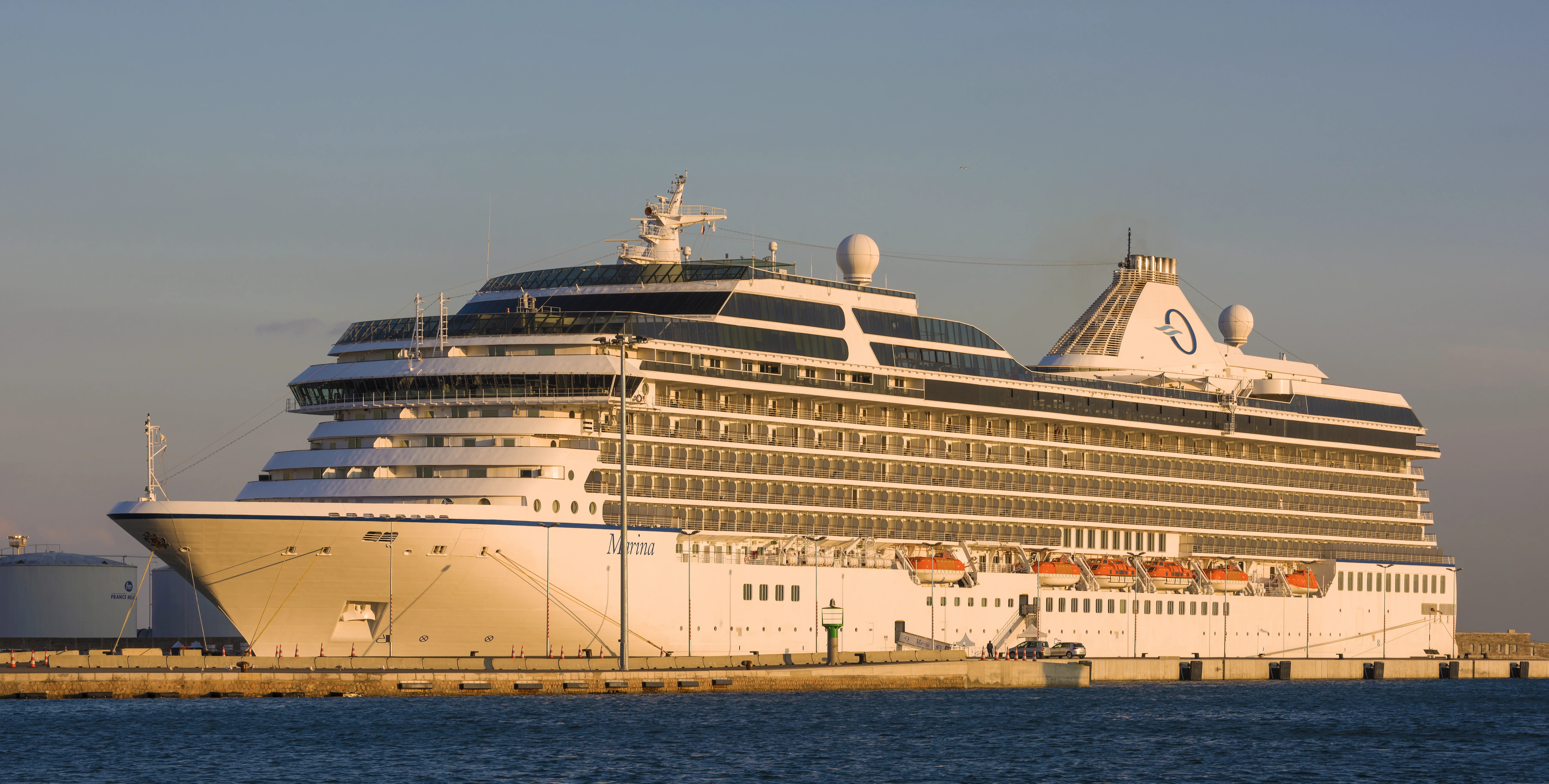Lisbon to London cruise ship Marina
