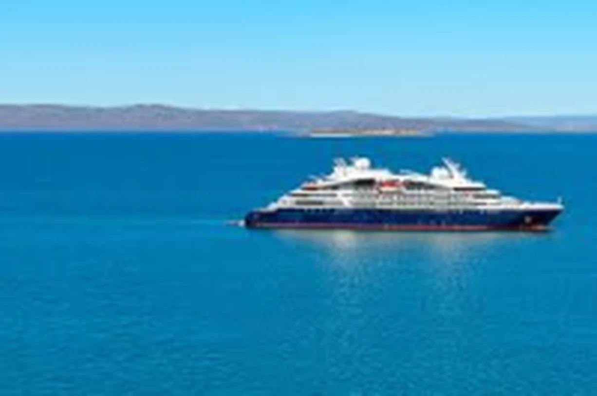Milwaukee to Toronto cruise ship Le Bellot