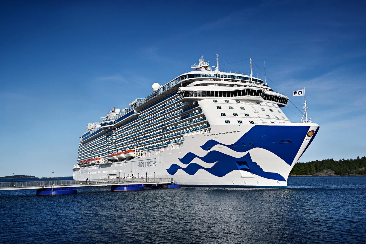 Eastern Caribbean with Tortola cruise ship Regal Princess