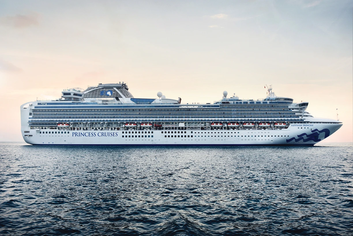 Northern Explorer cruise ship Sapphire Princess