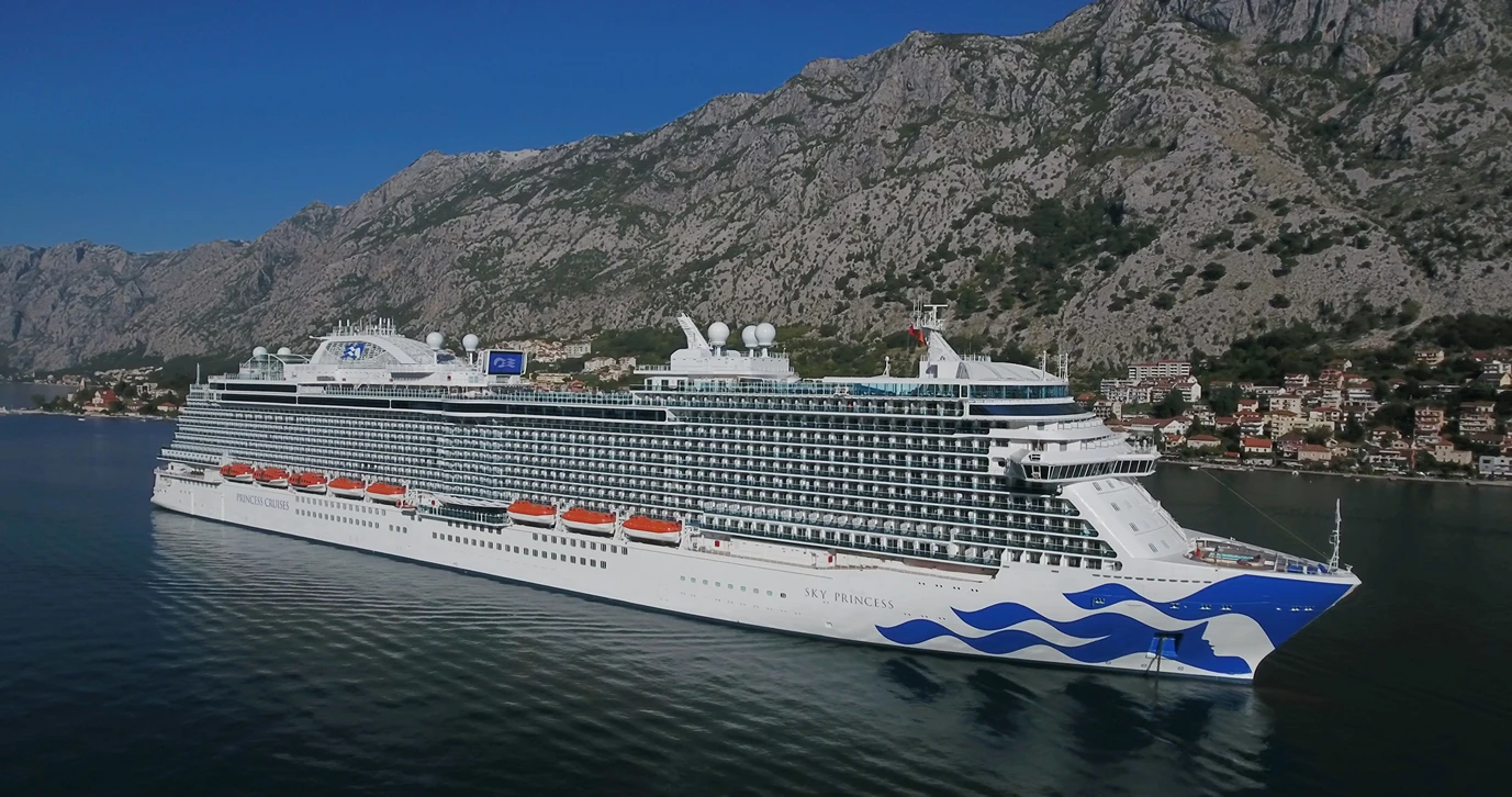 Eastern Caribbean with Puerto Rico & Celebration Key cruise ship Sky Princess