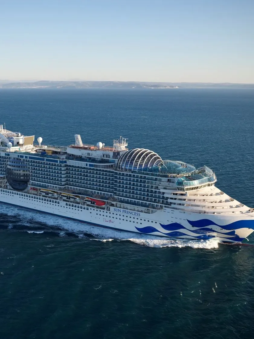 Eastern/western Caribbean Adventurer with Celebration Key cruise ship Sun Princess