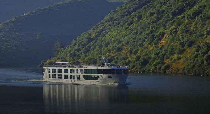 Delightful Douro with Lisbon cruise ship Scenic Azure