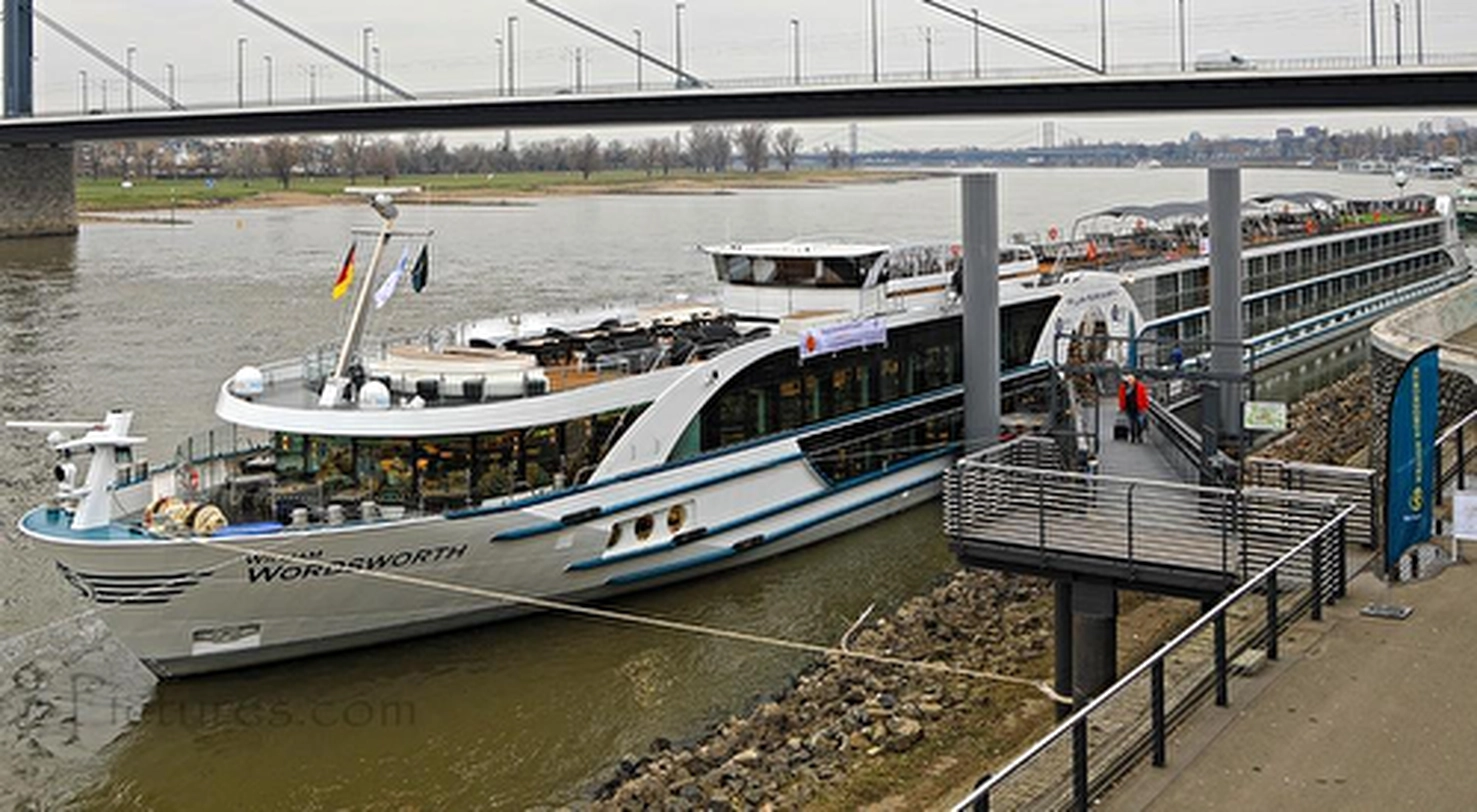 The Blue Danube River Cruise with Budapest Extension cruise ship MS William Wordsworth