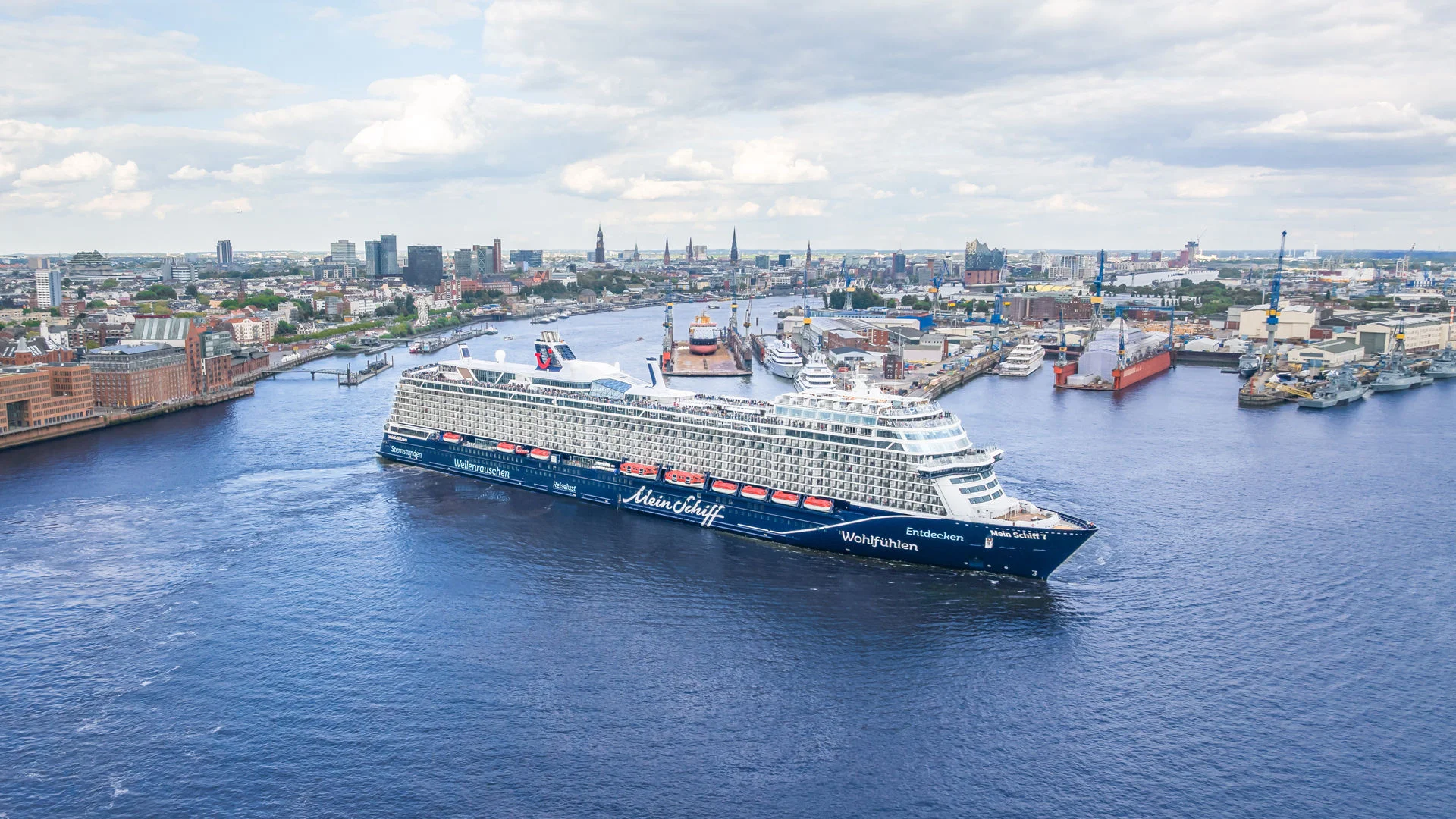 14 - Canary Islands, Madeira and Moroccan Flair - from/to Las Palmas cruise ship Mein Schiff 7