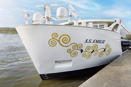 Vienna & Capital Cities of  Danube from Belgrade cruise ship S.S. Emilie