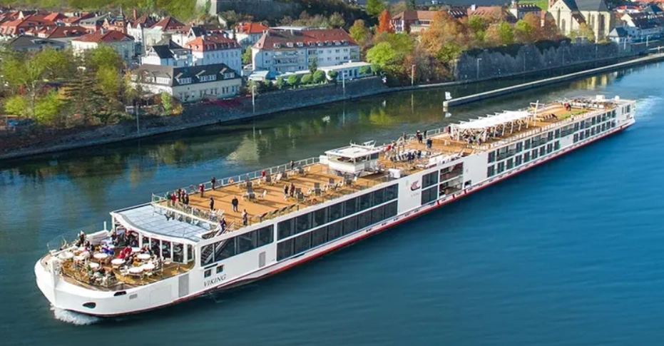 Paris to Zürich cruise ship Viking Hild