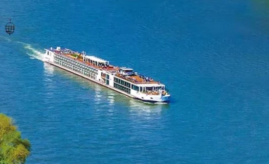 Lyon to Avignon cruise ship Viking Lofn