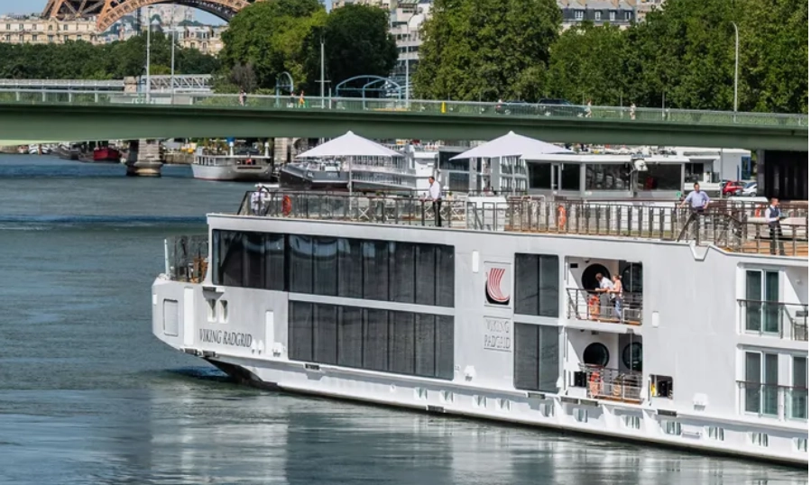 London to Paris cruise ship Viking Radgrid