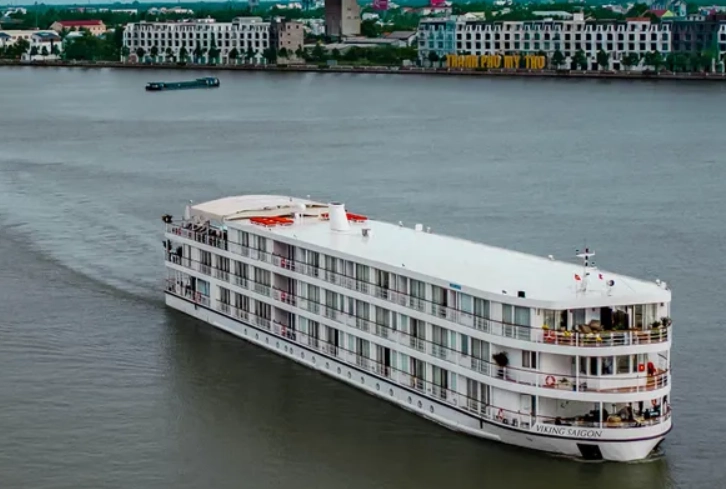 Ho Chi Minh City to Hanoi cruise ship Viking Saigon