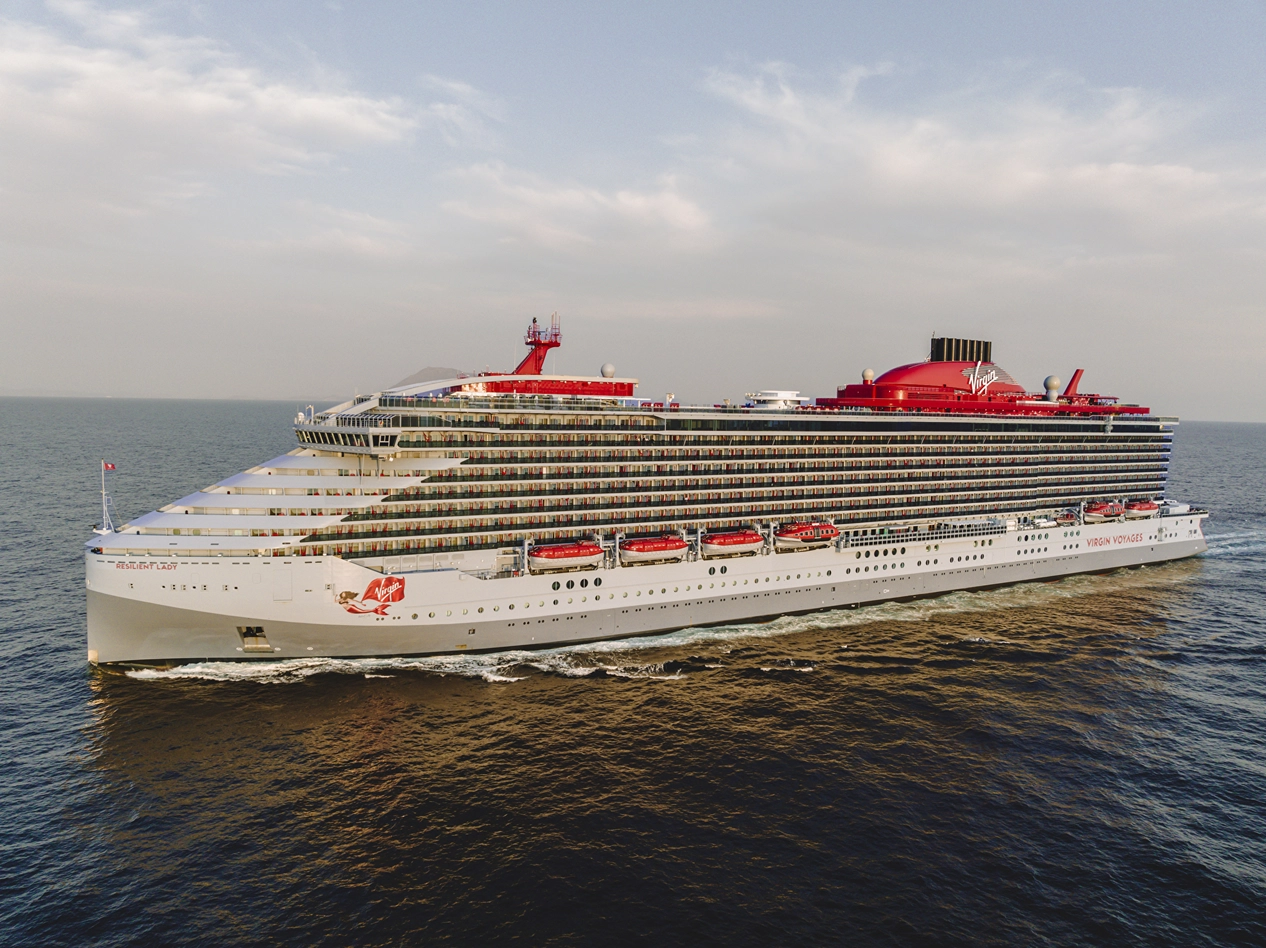 Cayman Coves & Jamaican Waterfalls cruise ship Resilient Lady