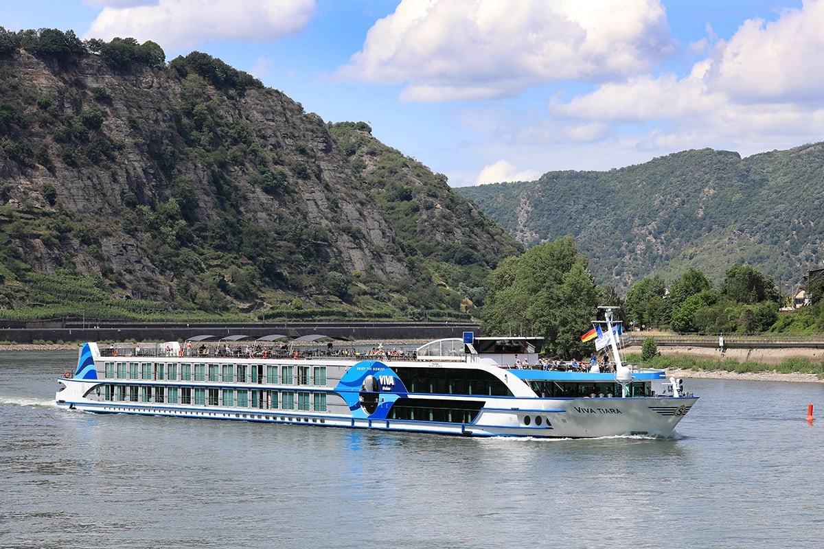 A Journey of Blossoms & Canal Romance cruise ship VIVA TIARA